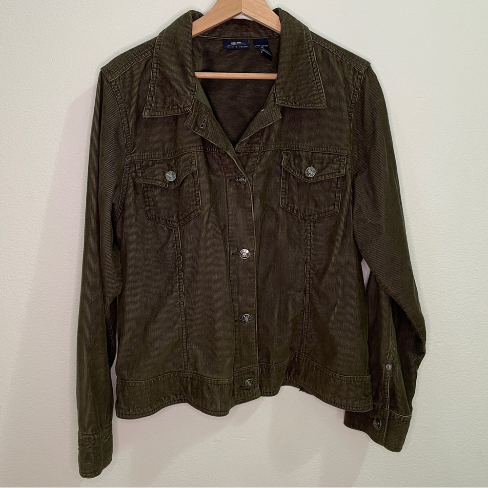 Bailey’s Point Corduroy Jacket - Olive Green
